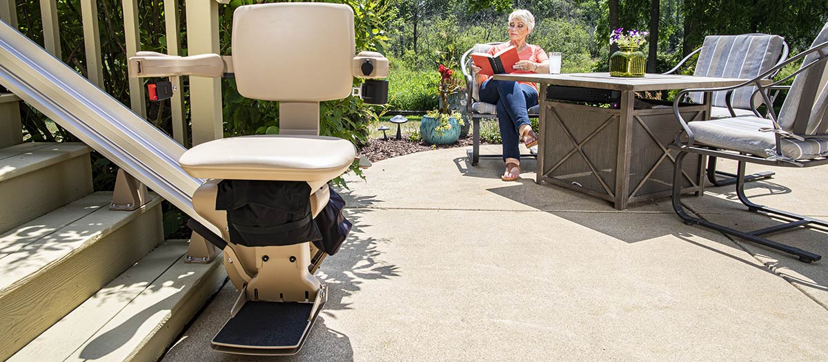 Los Angeles Bruno Elite SRE2010E Outdoor Stair Lifts