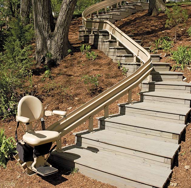 San Francisco Curved outdoor outside stairlift