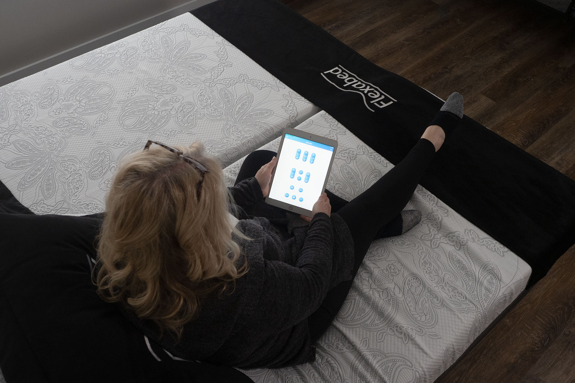 Flexabed 3 motor fully electric Hi-Low adjustable bed split king bedroom
